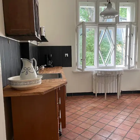 Dina Apartment Milanowek