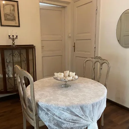 Apartamento Dina *